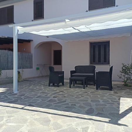 Villa Trilocale Dory A San Teodoro à San Teodoro  Extérieur photo